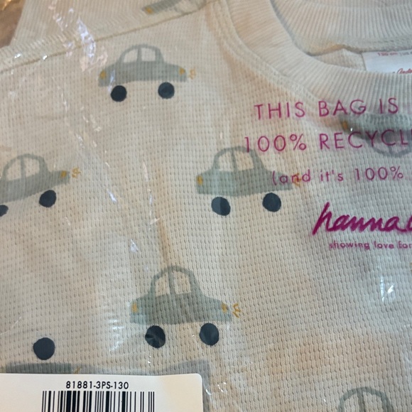 Hanna Andersson Cream Waffle Crewneck - Picture 5 of 7